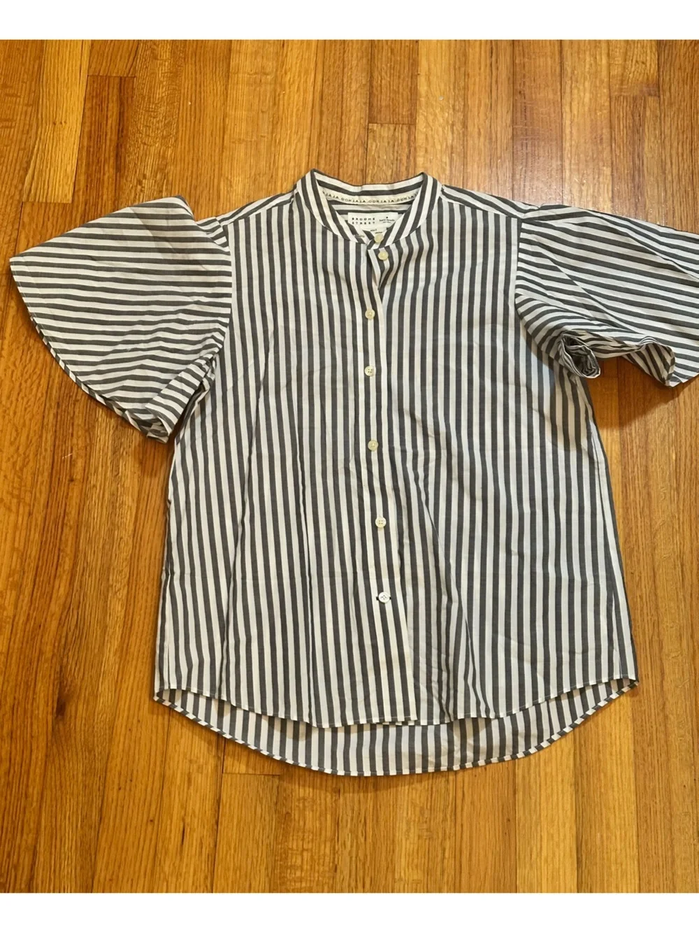 Kate Spade Broome Street Stripe Flutter Sleeve Button Down Shirt size S (j6) - Picture 2 of 11